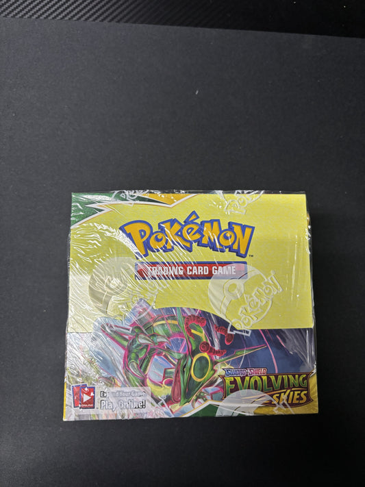 Evolving Skies Booster Box